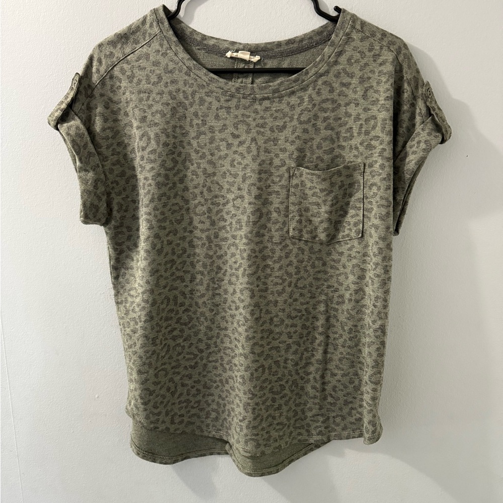 Jane and Delancey Green Boxy Short Sleeve T-Shirt